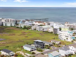 112 Virginia Avenue, Carolina Beach, NC 28428 – photo 12: 12-web-or-mls-DJI_20250530160037_0998_D