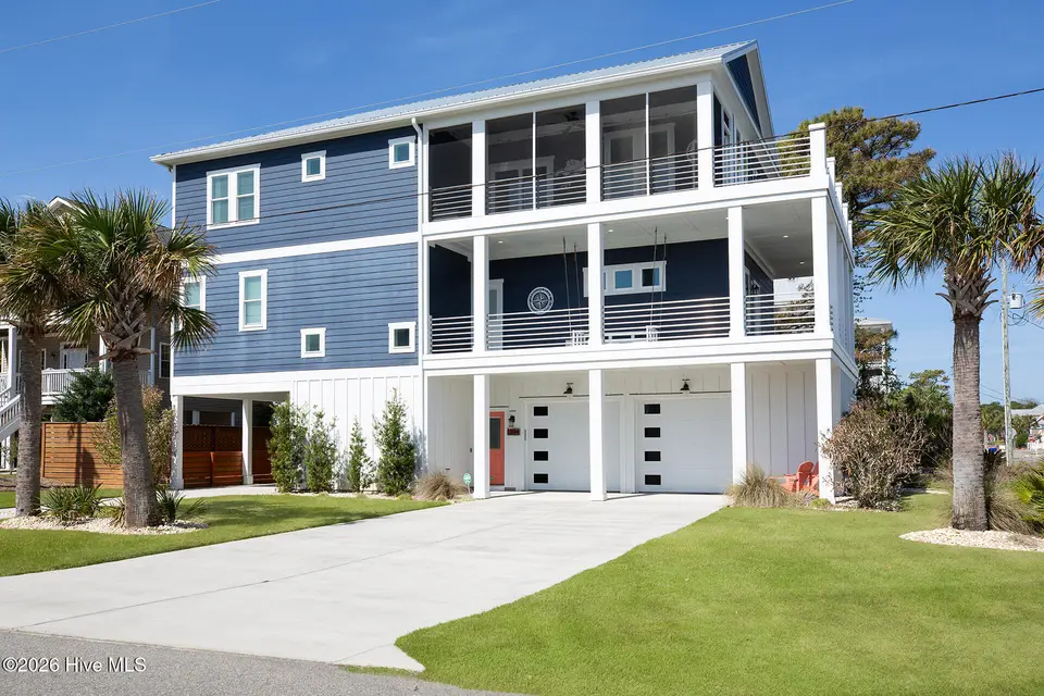 1304 Bonito Lane, Carolina Beach, NC 28428 – photo 1 of 71: Bonito1304-1FSunL33A6281 GR