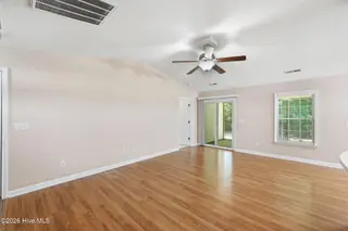 3907 Elizabeth Avenue, New Bern, NC 28562 – photo 11: 11-web-or-mls-0C0A5340