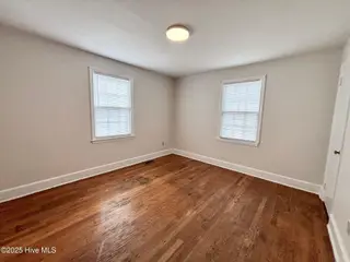 901 S Andrews Avenue, Goldsboro, NC 27530 — 2-bedroom home in Woodford, Goldsboro, NC, photo 11 of 11: IMG_9096