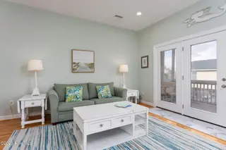 104 Sea Oaks Court, North Topsail Beach, NC 28460 – photo 13: living-room-01c