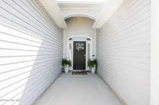 1010 Blue Water Boulevard, New Bern, NC 28562 – photo 9: 52-web-or-mls-DSC_2540