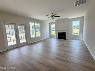 104 Waterfall Lane, Whiteville, NC 28472 – photo 4: living room