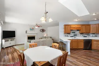 215 Oakmont Drive, Hampstead, NC 28443 – photo 21