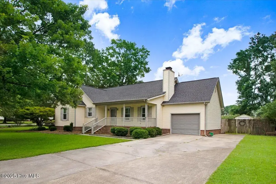 302 N Pointe Drive, Goldsboro, NC 27530 – photo 1 of 30: Front View of Home