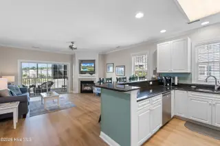 2555 St James Drive SE 504, Southport, NC 28461 — 3-bedroom condo in St James, Southport, NC, photo 6 of 76: Shipwatch504 - 16