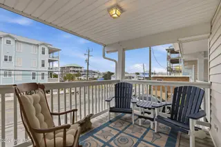1401 Canal Drive Apt 3, Carolina Beach, NC 28428 – photo 6: 9_IMG_4487