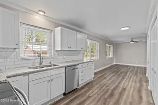 198 E Boiling Spring Road, Southport, NC 28461 – photo 22: 17-web-or-mls-BTS05650