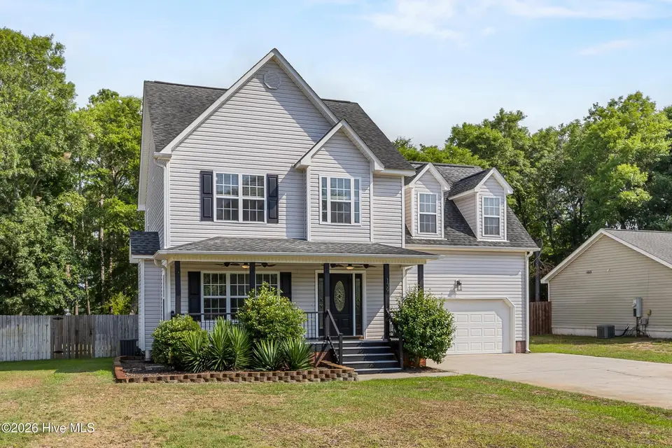 139 Bayshore Drive, Sneads Ferry, NC 28460 – photo 1 of 43