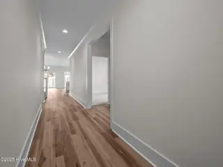 128 Pine View Boulevard, Beaufort, NC 28516 – photo 16: Foyer