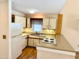 1310 Harbourside Drive, New Bern, NC 28560 – photo 6: 1309/1310 Harbourside Dr.