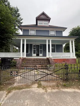 410 N Road Street, Elizabeth City, NC 27909 – photo 1: IMG_2201