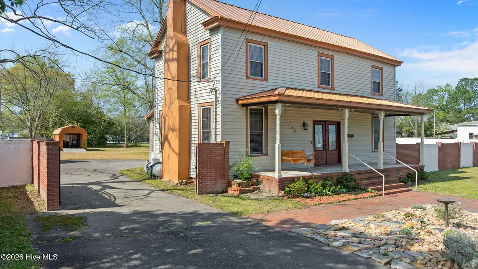 128 E Railroad Street, La Grange, NC 28551 – photo 1 of 52: 128 E Railroad Street