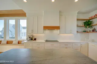 4290 Island Drive, North Topsail Beach, NC 28460 – photo 15: Kitchen e