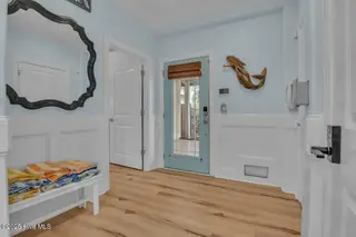 3713 Island Drive, North Topsail Beach, NC 28460 – photo 13: Entry Way