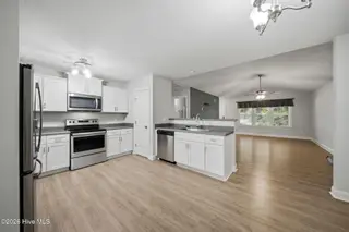 9171 Arden Road NE, Leland, NC 28451 – photo 15: 15-web-or-mls-GI - 9171 Arden Rd NE - Li