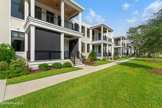 805 Mulberry Street Unit 112, Beaufort, NC 28516 — 1-bedroom condo in 805 Mulberry, Beaufort, NC, photo 19 of 24: Optional Hurricane Screen Upgrade