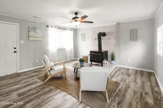 706 Seminole Trail, Jacksonville, NC 28540 – photo 6: IMG_1662