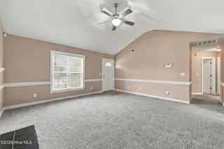 2205 Penncross Drive, Greenville, NC 27834 — 3-bedroom home in Meadow Woods, Greenville, NC, photo 7 of 37: 10-web-or-mls-BLS_0203