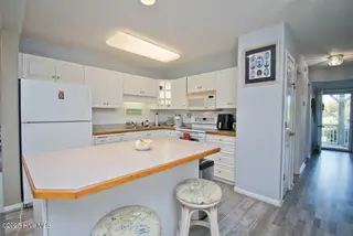 2804 Pier Pointe Drive 7a1, Emerald Isle, NC 28594 – photo 12: Kitchen