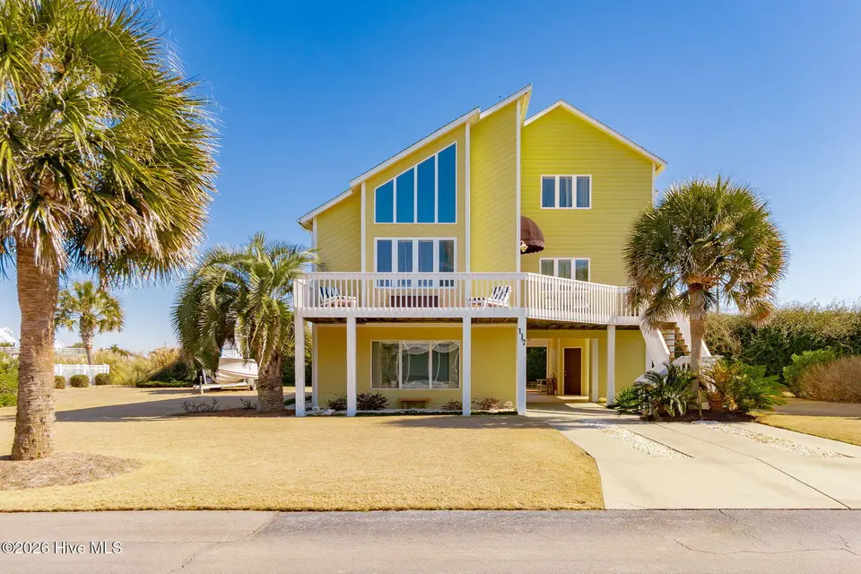 117 Island Quay Court, Atlantic Beach, NC 28512 – photo 1 of 63: 117 Island Quay Ct.
