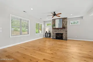 14 Lakeview Drive, Whispering Pines, NC 28327 – photo 11: 12-web-or-mls-DSC04000