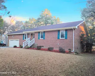 709 Plantation Drive, New Bern, NC 28562 – photo 1: 20260126_170537~5