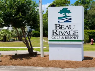537 Chattooga Place Drive, Wilmington, NC 28412 — 3-bedroom home in Chattooga Place, Wilmington, NC, photo 2 of 69: Memberships Available