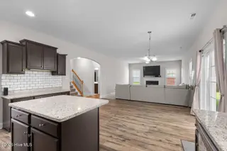 209 Gilliken Court, Jacksonville, NC 28546 — 4-bedroom home in Onslow Bay, Jacksonville, NC, photo 15 of 35: gilliken-17