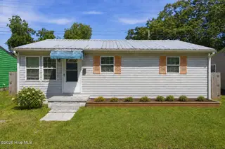 518 Ruth Avenue, New Bern, NC 28560 – photo 2: Front Yard