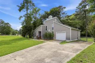 101 Sourwood Road, Goldsboro, NC 27534 – photo 4: 04-101 Sourwood Rd-4
