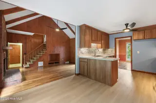 434 Semmes Drive, Wilmington, NC 28412 — 4-bedroom home in Pine Valley Estates, Wilmington, NC, photo 6 of 34: 6_img_4467