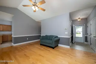 111 Croatan Woods Drive, New Bern, NC 28562 – photo 7: 111 Croatan Woods Drive, New Bern