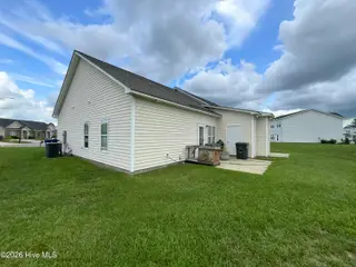 2221 Remington Court B, Greenville, NC 27834 – photo 2: Rear side B