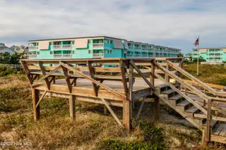 301 E Commerce Way Road 357, Atlantic Beach, NC 28512 – photo 21: Sea Spray Oceanfront Deck