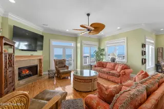 1010 Ocean Drive, Emerald Isle, NC 28594 – photo 13: 53-web-or-mls-chadwick-visuals-1010-ocea