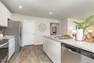 124 Ashworth Drive, Tabor City, NC 28463 – photo 18: 017_r6_1408-edit