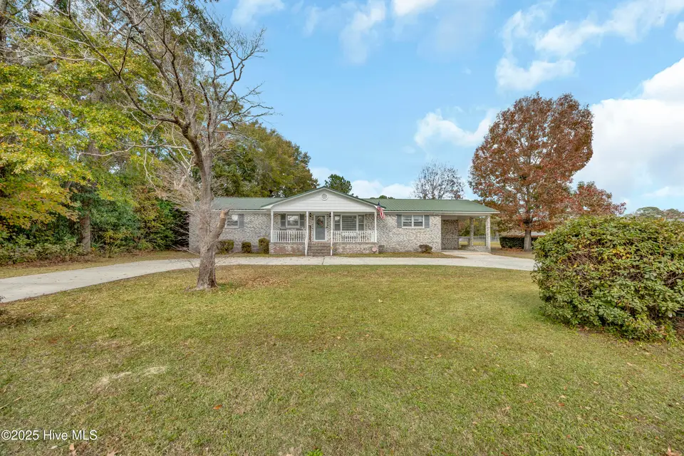 3316 N Kerr Avenue, Wilmington, NC 28405 – photo 1 of 23: Front view