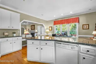 5010 Country Club Drive N, Wilson, NC 27896 – photo 22: 15-web-or-mls-5010-country-club-dr-n-wil