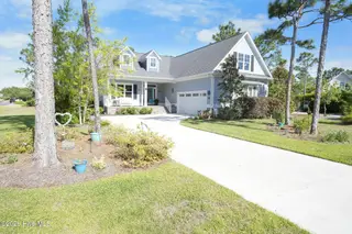 2690 Morningdale Drive, Southport, NC 28461 — 4-bedroom home in St James, Southport, NC, photo 2 of 72: 2690MorningdaleDr-4_