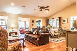 19 Highland Drive, Whispering Pines, NC 28327 – photo 5: 15