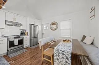 2517 Waccamaw Shores Road, Lake Waccamaw, NC 28450 – photo 13: Kitchen/dining