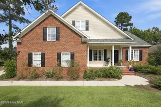 712 Taberna Circle, New Bern, NC 28562 — 4-bedroom home in Taberna, New Bern, NC, photo 1 of 53: 1-web-or-mls-0C0A6837
