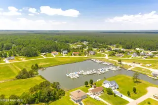 107 Tradewinds Road, Newport, NC 28570 – photo 13: 107 Tradewinds Rd