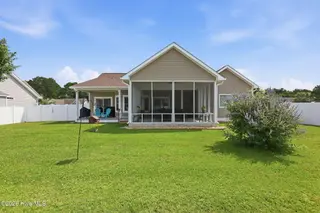 100 Paddle Trail Lane, Swansboro, NC 28584 – photo 8: Screened Patio