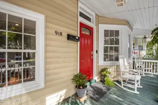 918 S 7th Street, Wilmington, NC 28401 – photo 7: FrontPorch