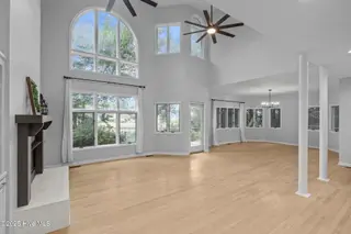 518 Egret Lake Drive, Pine Knoll Shores, NC 28512 – photo 8: 16-web-or-mls-1S3A7052_DiskStation_Dec-1