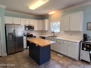 1977 Styrons Landing Road SW, Supply, NC 28462 — 3-bedroom home in Styrons Landing, Supply, NC, photo 8 of 32