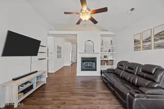 322 Station House Road, New Bern, NC 28562 – photo 9: Living Room