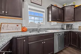 295 Crossroads Store Drive, Jacksonville, NC 28546 – photo 17: 10-web-or-mls-295 Crossroads Store Dr. 1